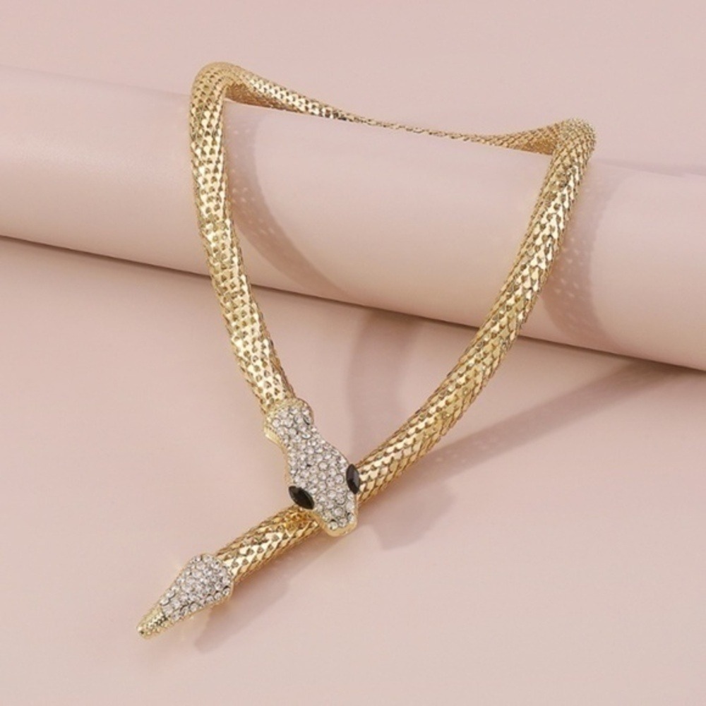 Snake Wrap Necklace‎ with Rhinestones. Gold.